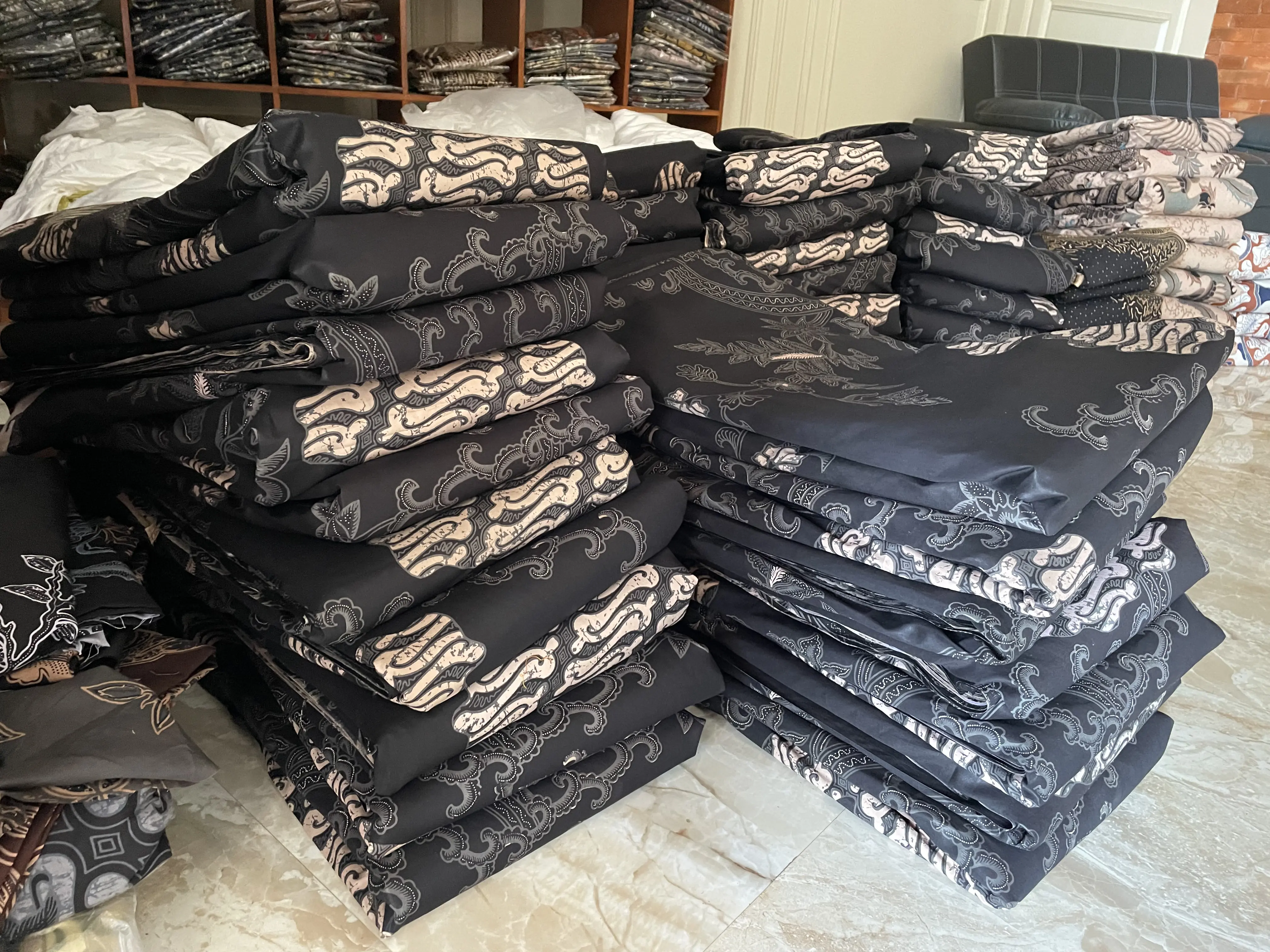 Seragam batik komunitas custom Batik Aji Kusuma
