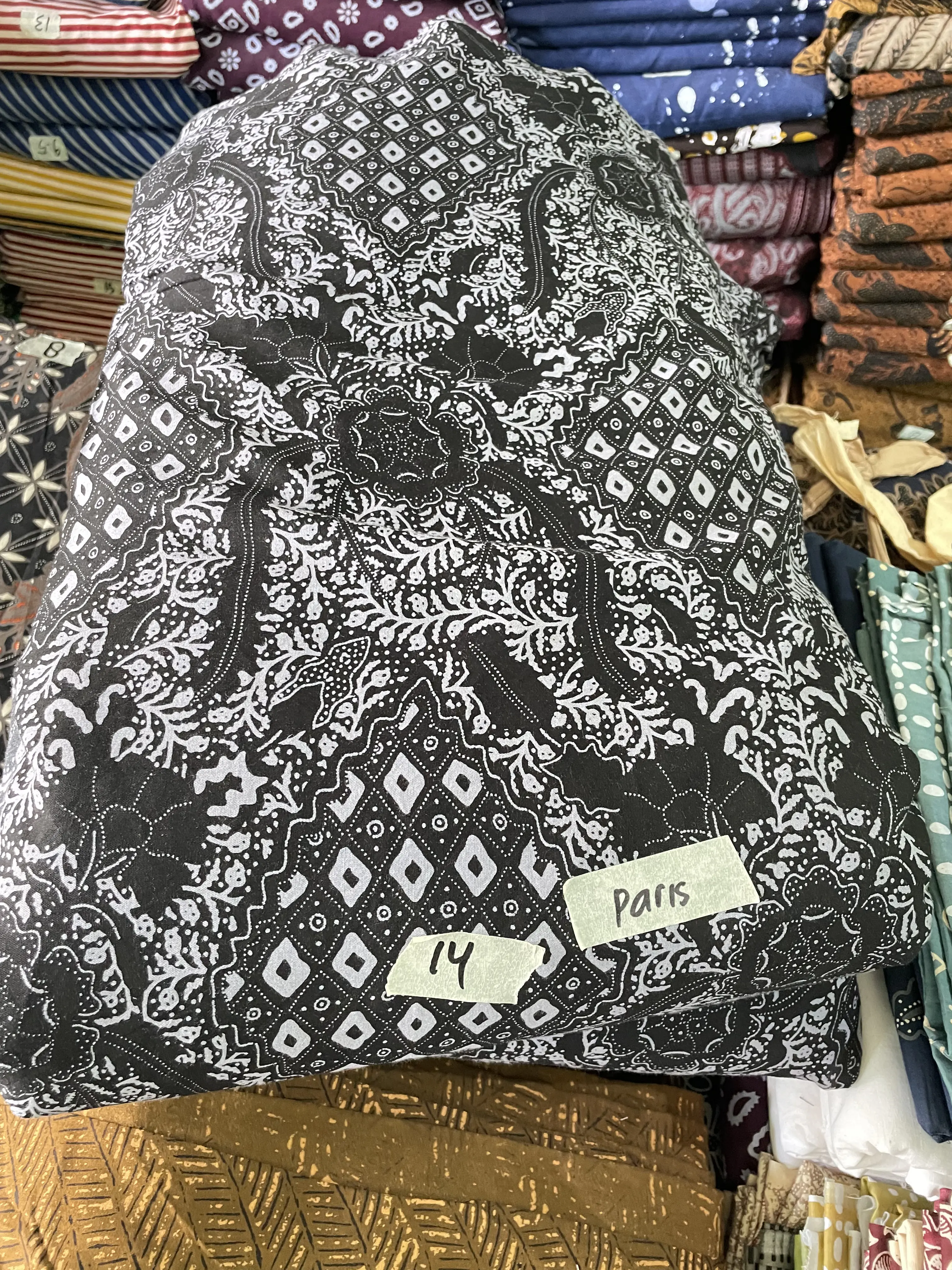 Seragam batik korporat custom Batik Aji Kusuma