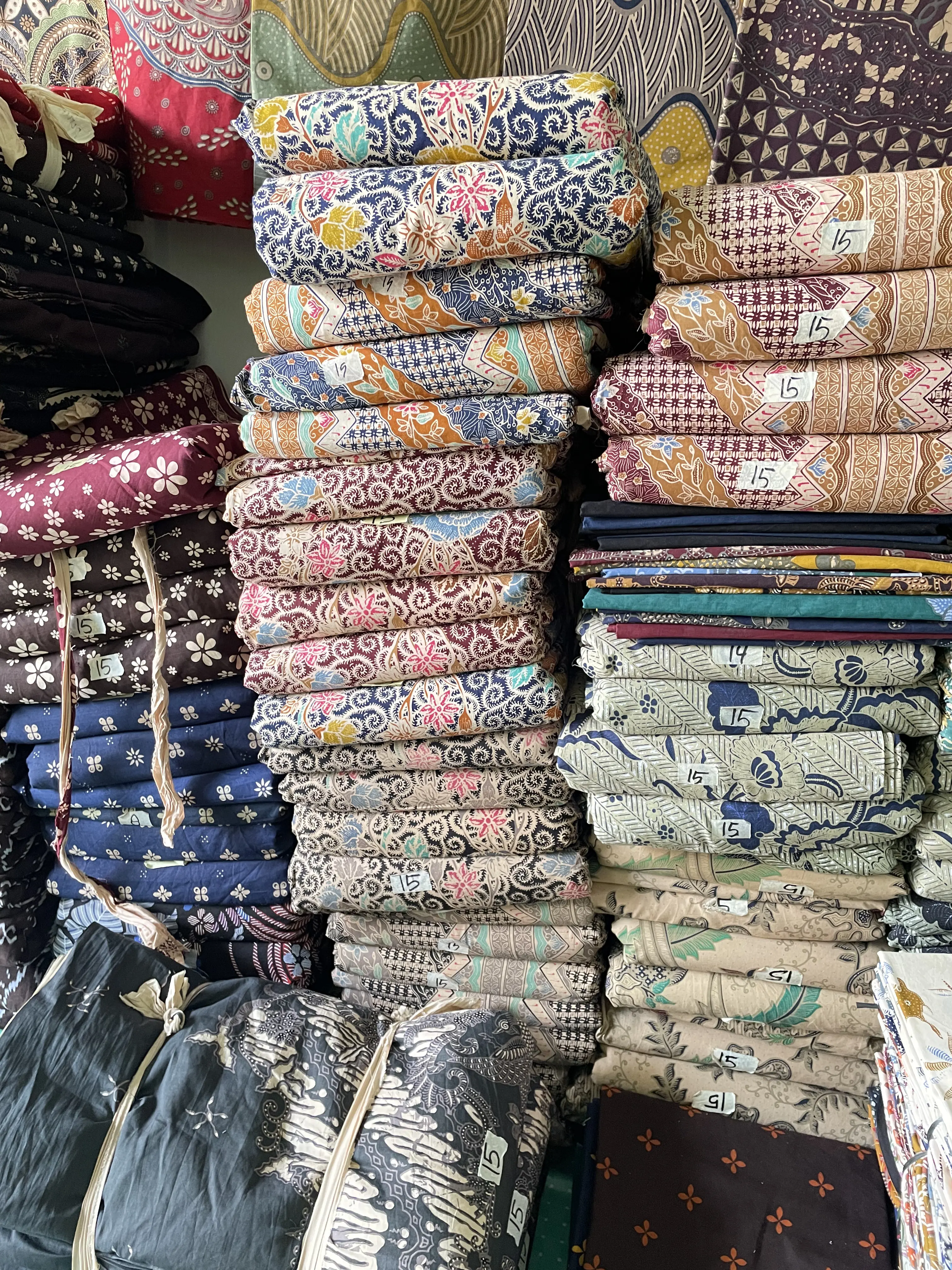 Seragam batik retail custom Batik Aji Kusuma