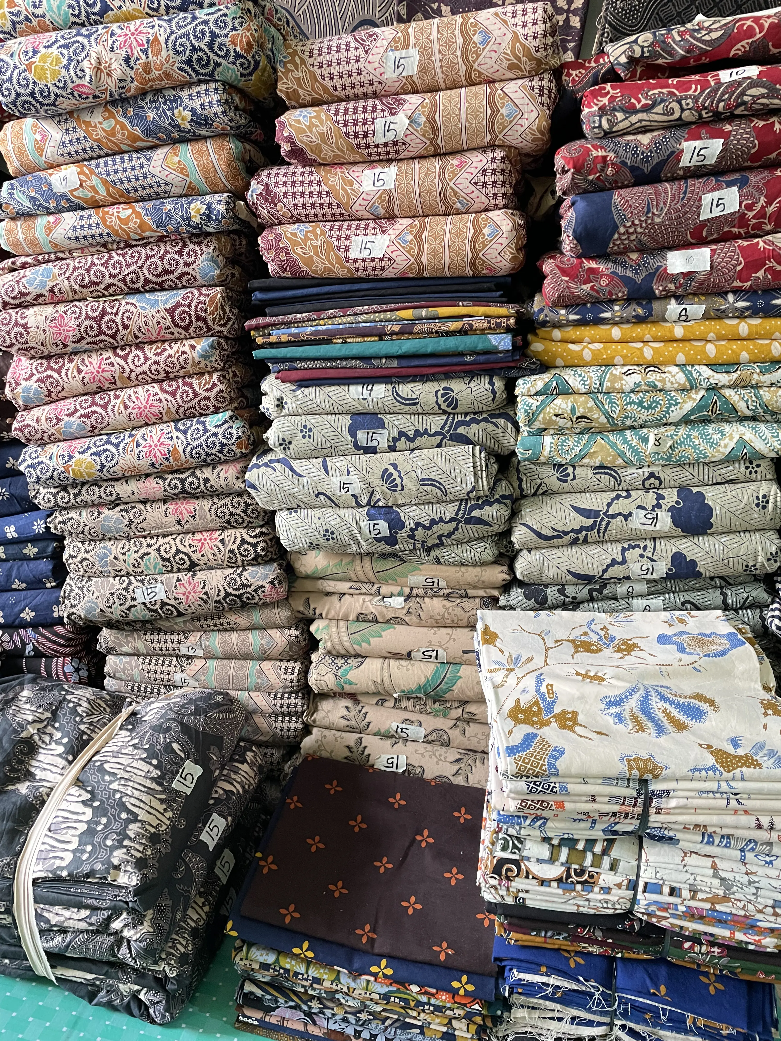Seragam batik retail custom Batik Aji Kusuma