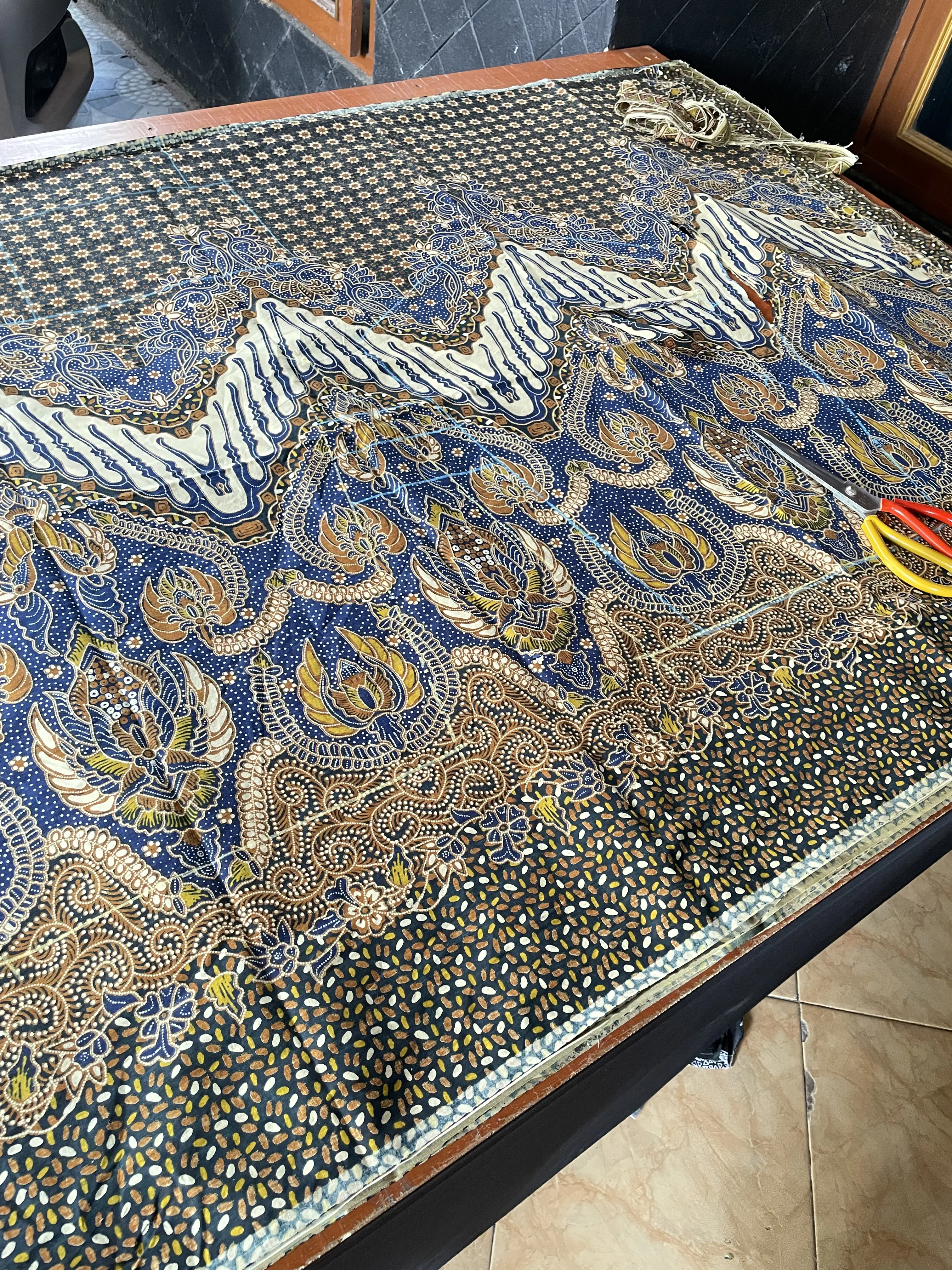 Seragam batik umroh custom Batik Aji Kusuma